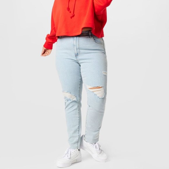 COTTON ON Trendy Plus Size Curve Taylor Mom Jeans Ripped Roadnight Blue - Picture 1 of 4